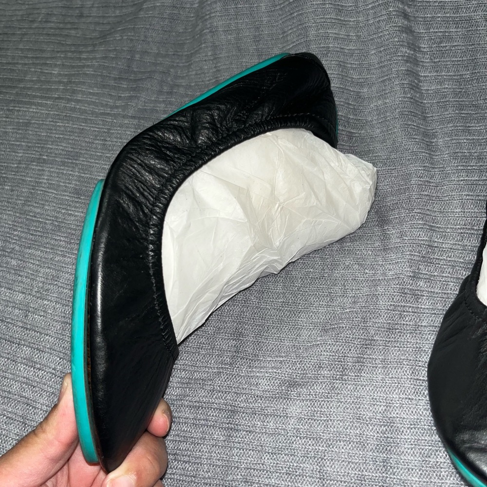 Tieks 🖤 Black Size 7 - Picture 5 of 12